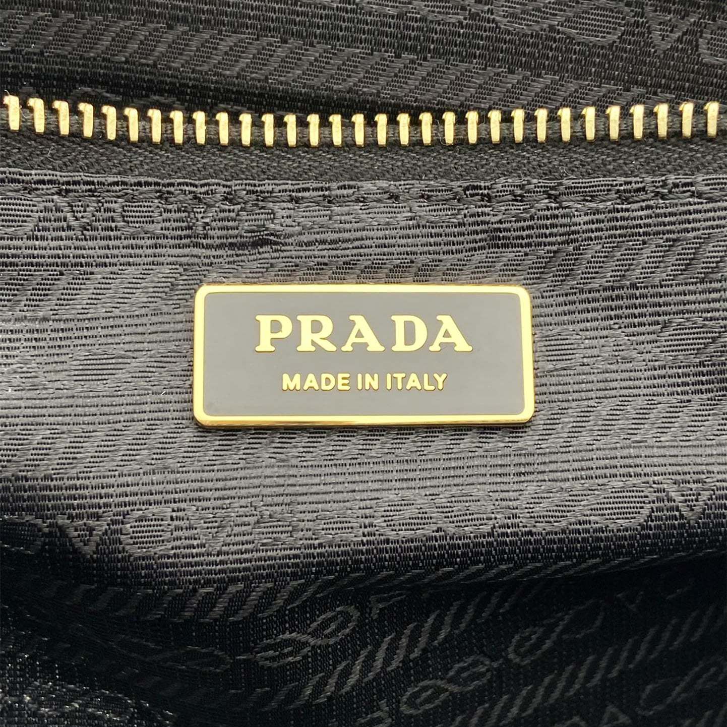 高仿Prada*Bonnie系列1BA433手提單肩包酒紅色中號免檢版