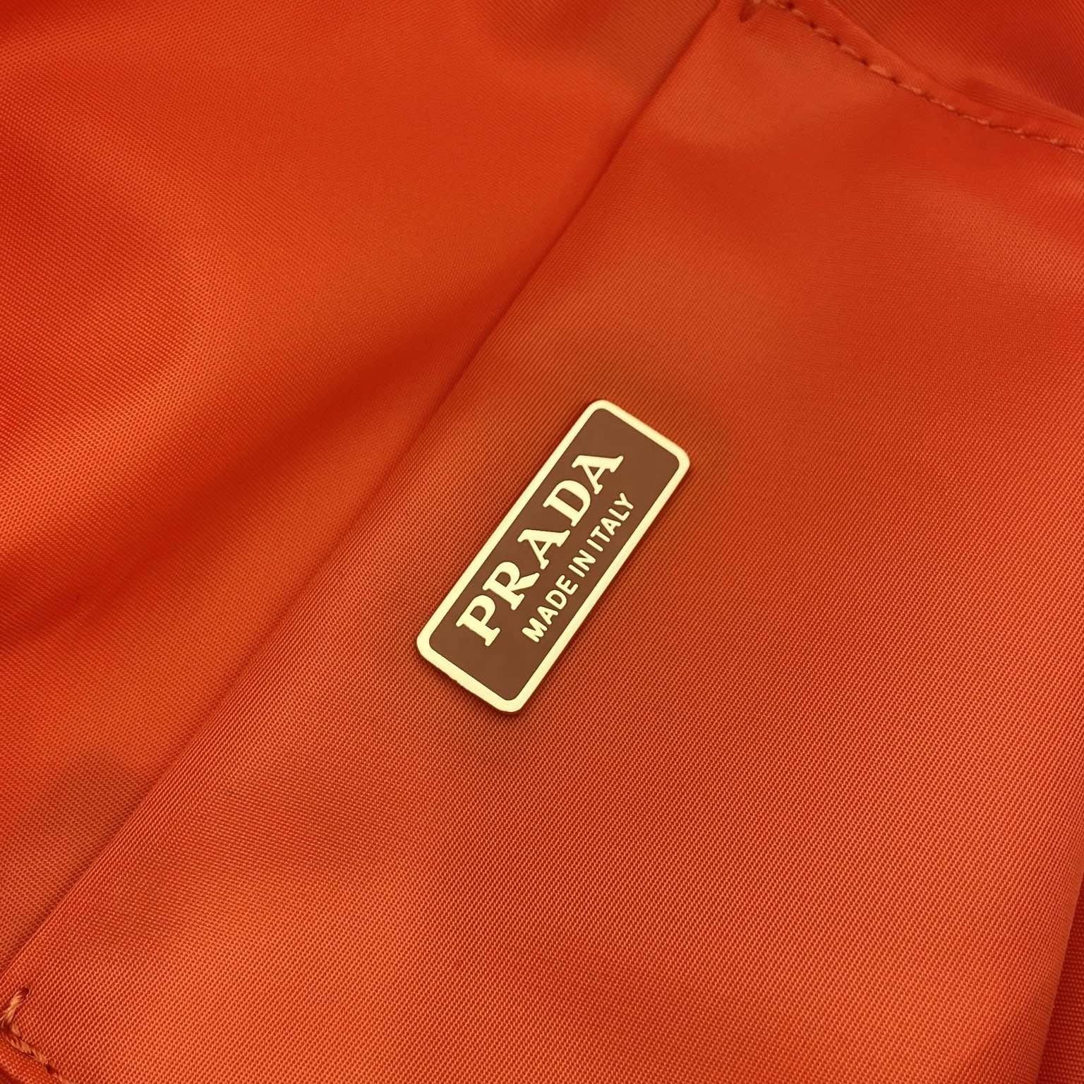 高仿Prada*RE-Nylon系列1NK001收納袋琥珀色免檢版