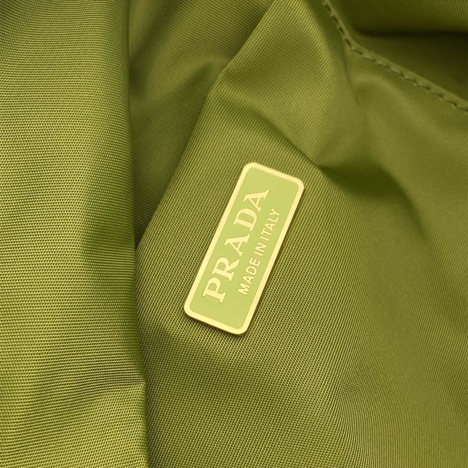 高仿Prada*RE-Nylon系列1NK001收納袋綠色免檢版