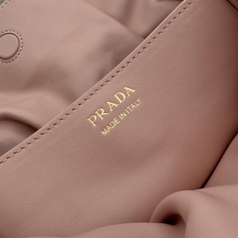 高仿Prada*Dada系列1BG586小羊皮雲朵包粉色小號免檢版