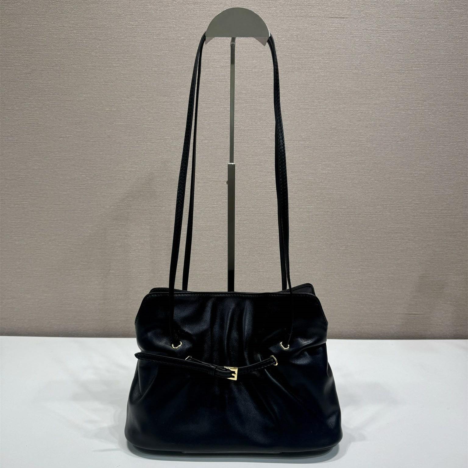 高仿Prada*Dada系列1BG586小羊皮雲朵包黑色小號免檢版