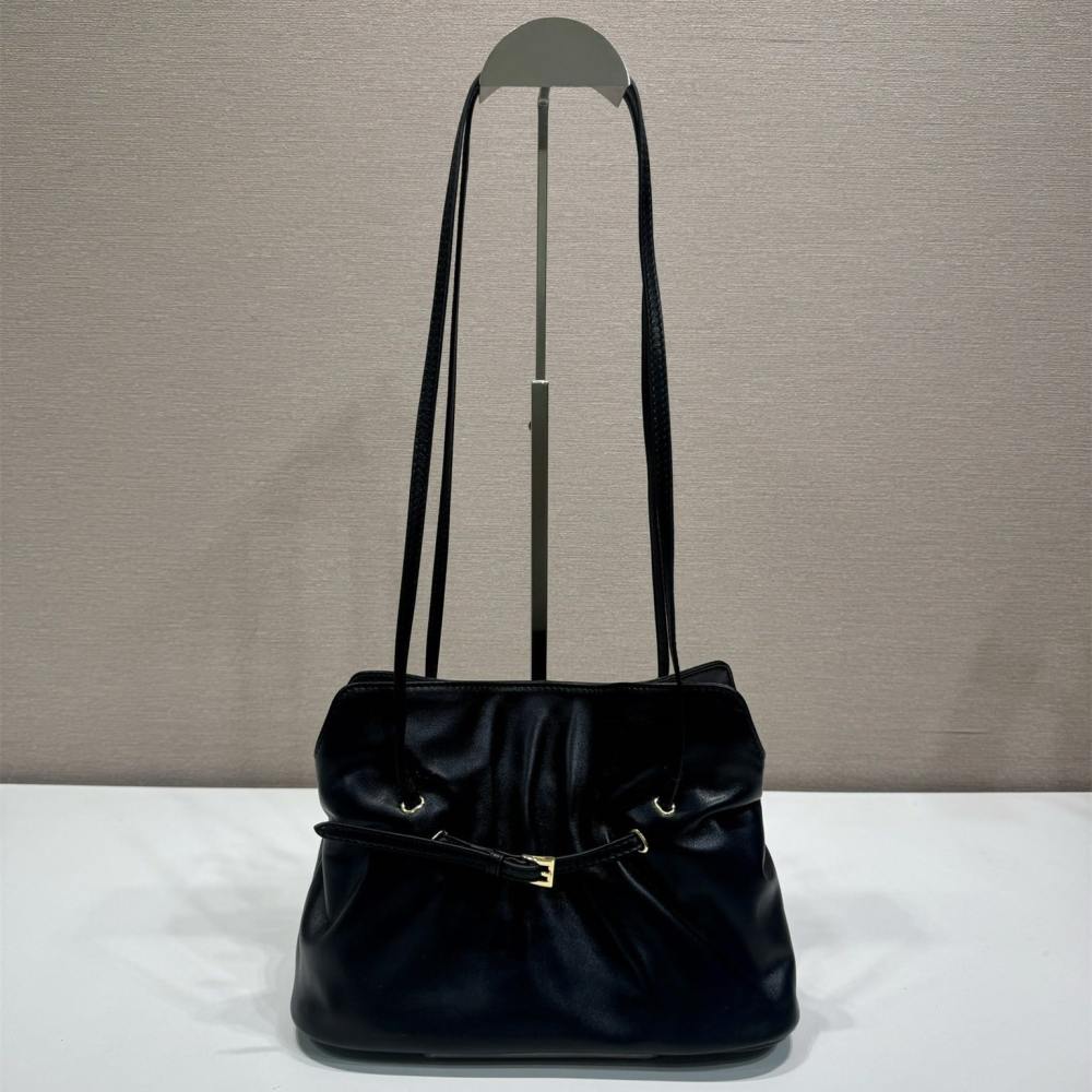 高仿Prada*Dada系列1BG586小羊皮雲朵包黑色小號免檢版