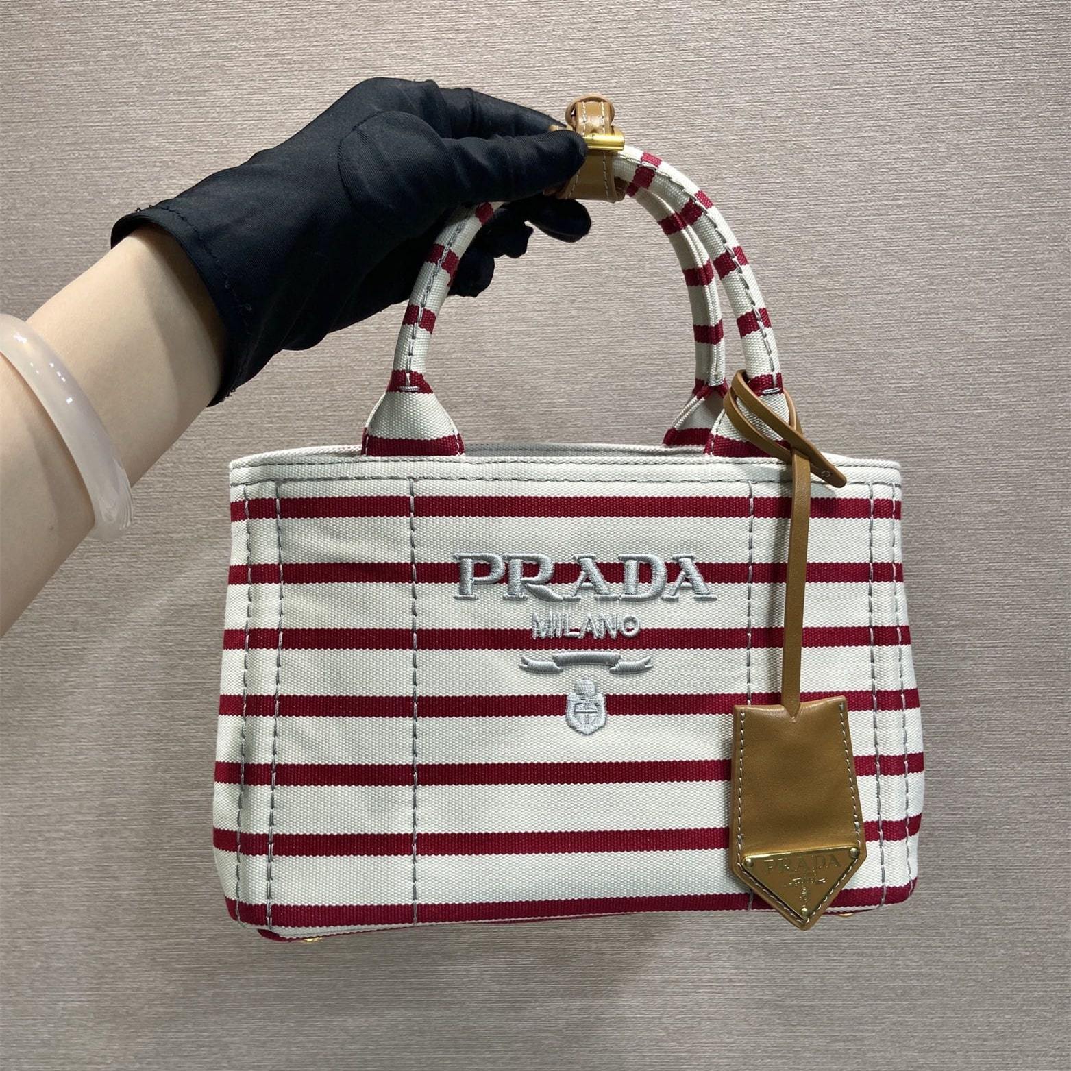 高仿Prada*1BA038棉質徽標手提袋石榴紅Mini免檢版