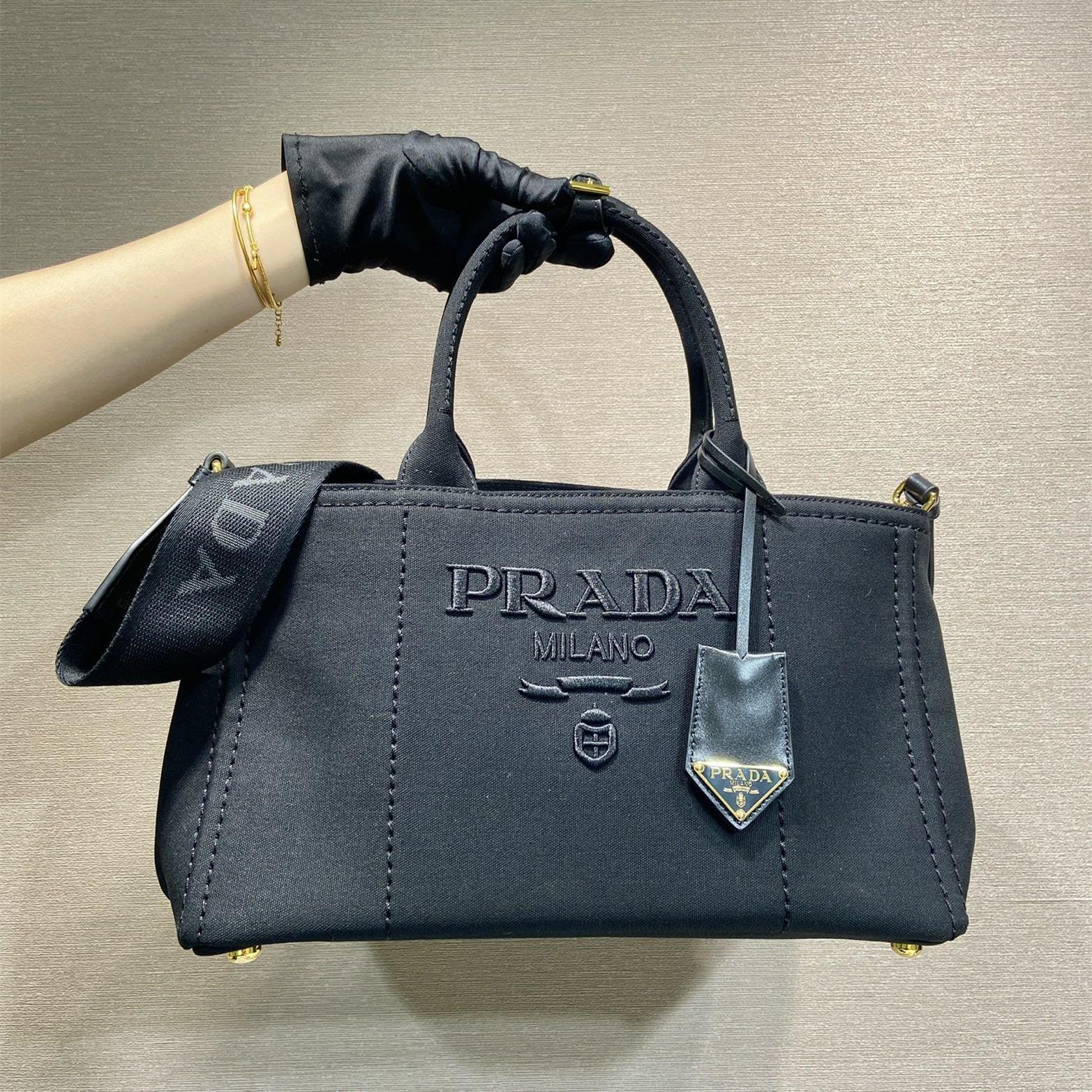 高仿Prada*1BG554刺繡徽標購物袋黑色中號免檢版
