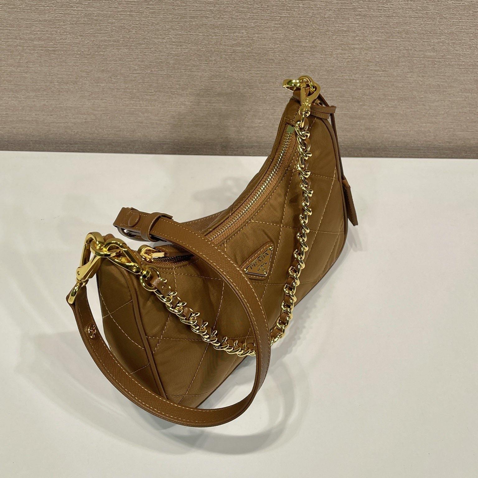 高仿Prada*RE-Nylon系列1BC204單肩包棕色免檢版