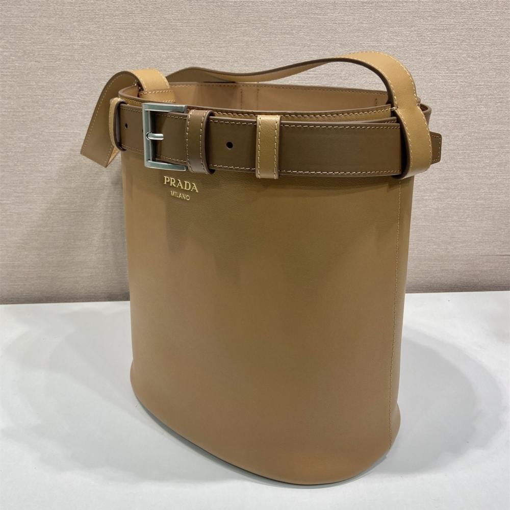 高仿Prada*1BE085小牛皮水桶包焦糖色免檢版