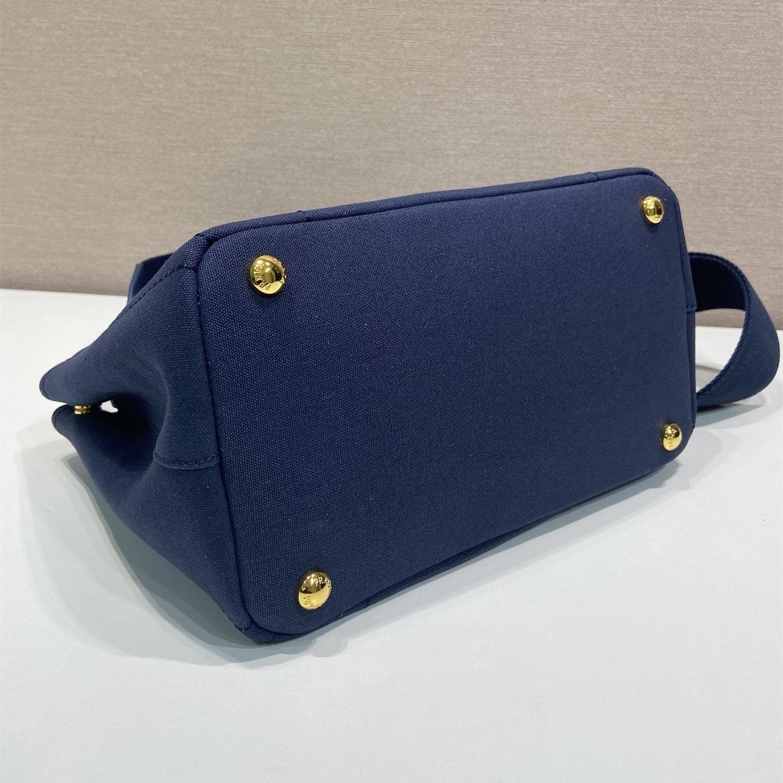 高仿Prada*1BG464刺繡徽標Tote包深藍小號免檢版
