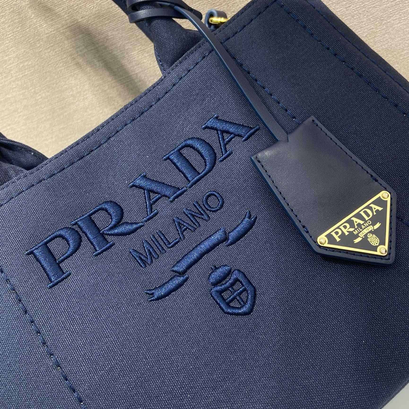高仿Prada*1BG464刺繡徽標Tote包深藍小號免檢版