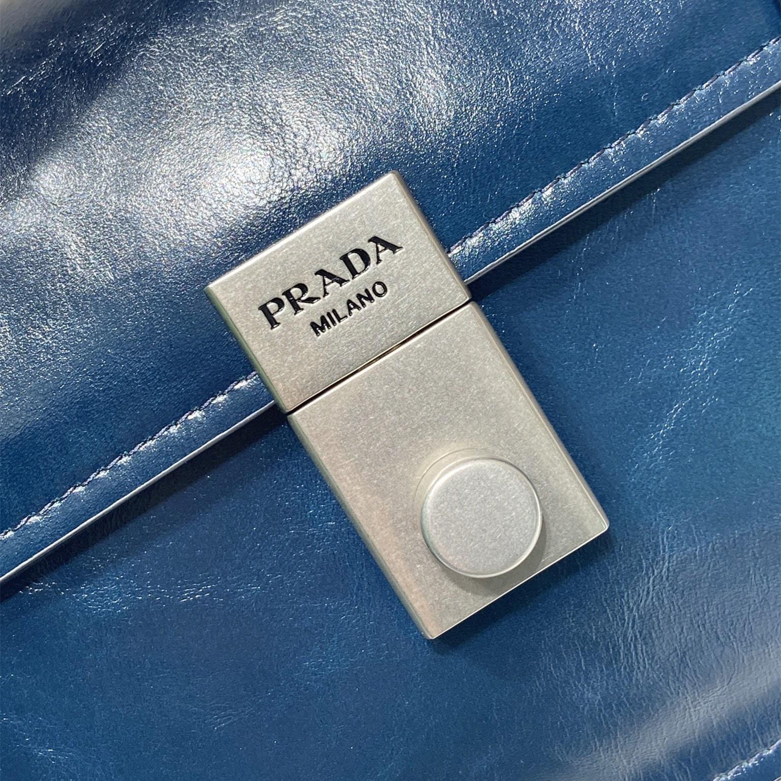 高仿Prada*1BN026筆筒包單肩包黑色中號免檢版