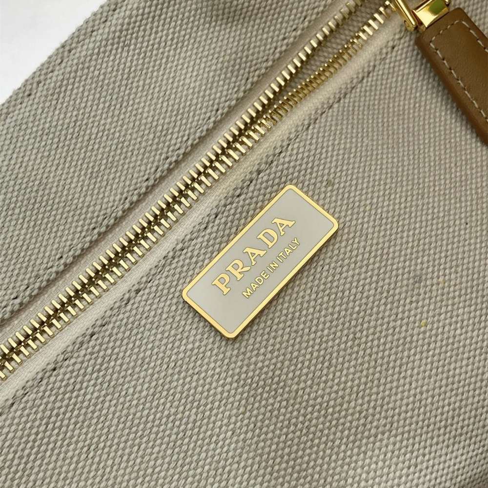 高仿Prada*1BG554刺繡徽標購物袋白色中號免檢版