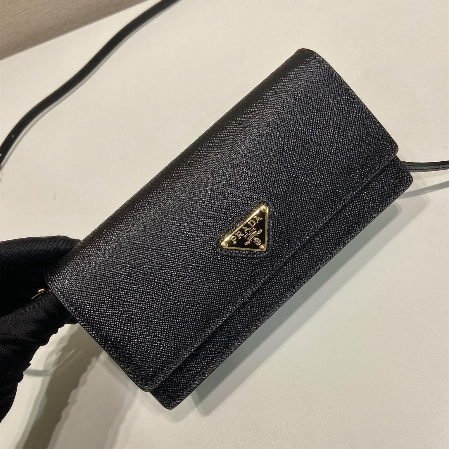高仿Prada*Saffano系列1NF059斜挎包黑色Mini免檢版