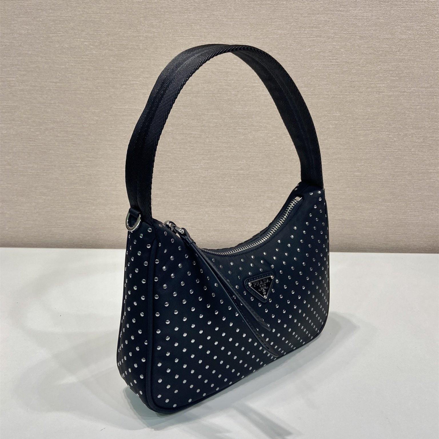 高仿Prada*RE-Nylon系列1BC515鉚釘單肩包黑色Mini免檢版