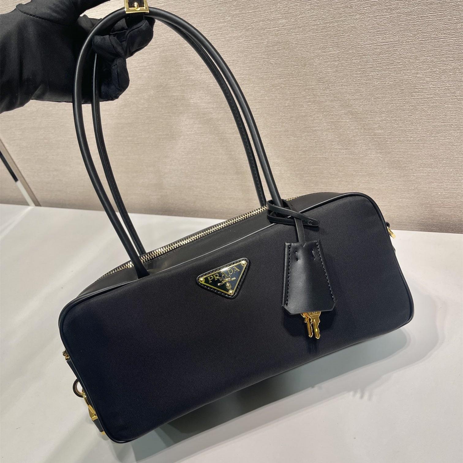 高仿Prada*RE-Nylon系列1BB133單肩手提袋黑色小號免檢版