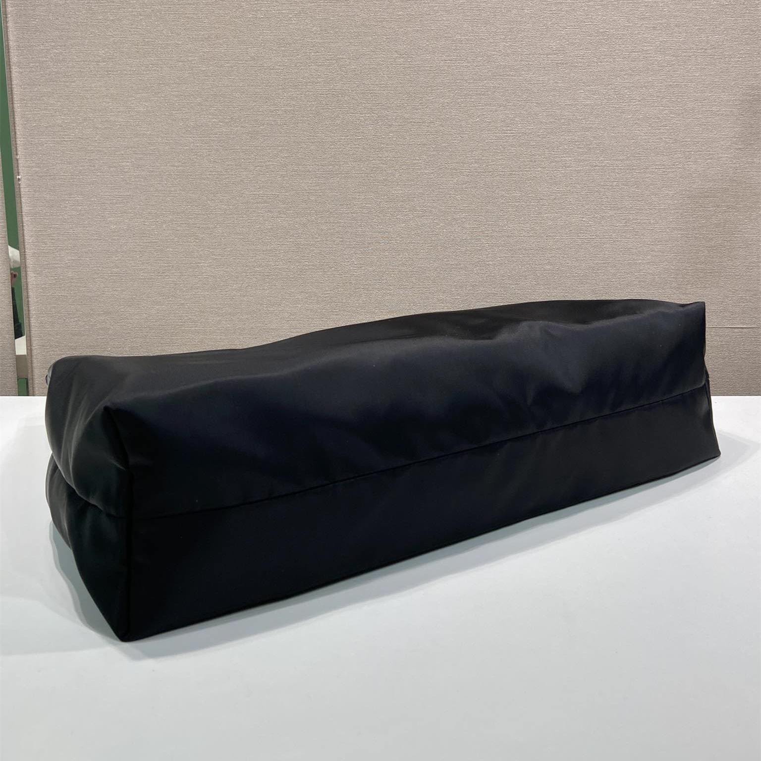 高仿Prada*RE-Nylon系列1BC244單肩購物袋黑色大號免檢版