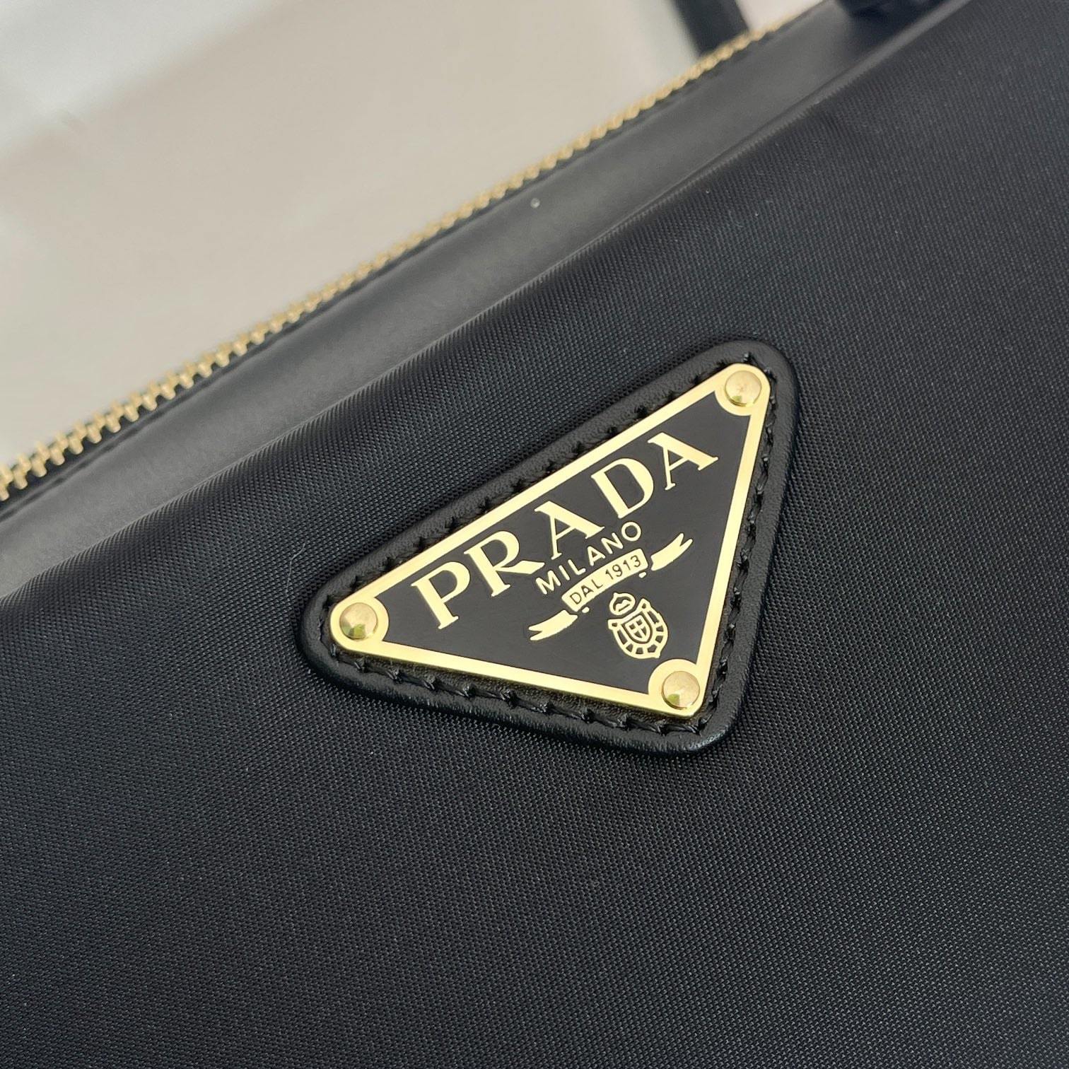 高仿Prada*RE-Nylon系列1BB133單肩手提袋黑色小號免檢版