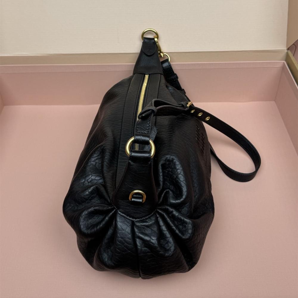高仿miumiu*5BC191小羊皮單肩包黑色免檢版