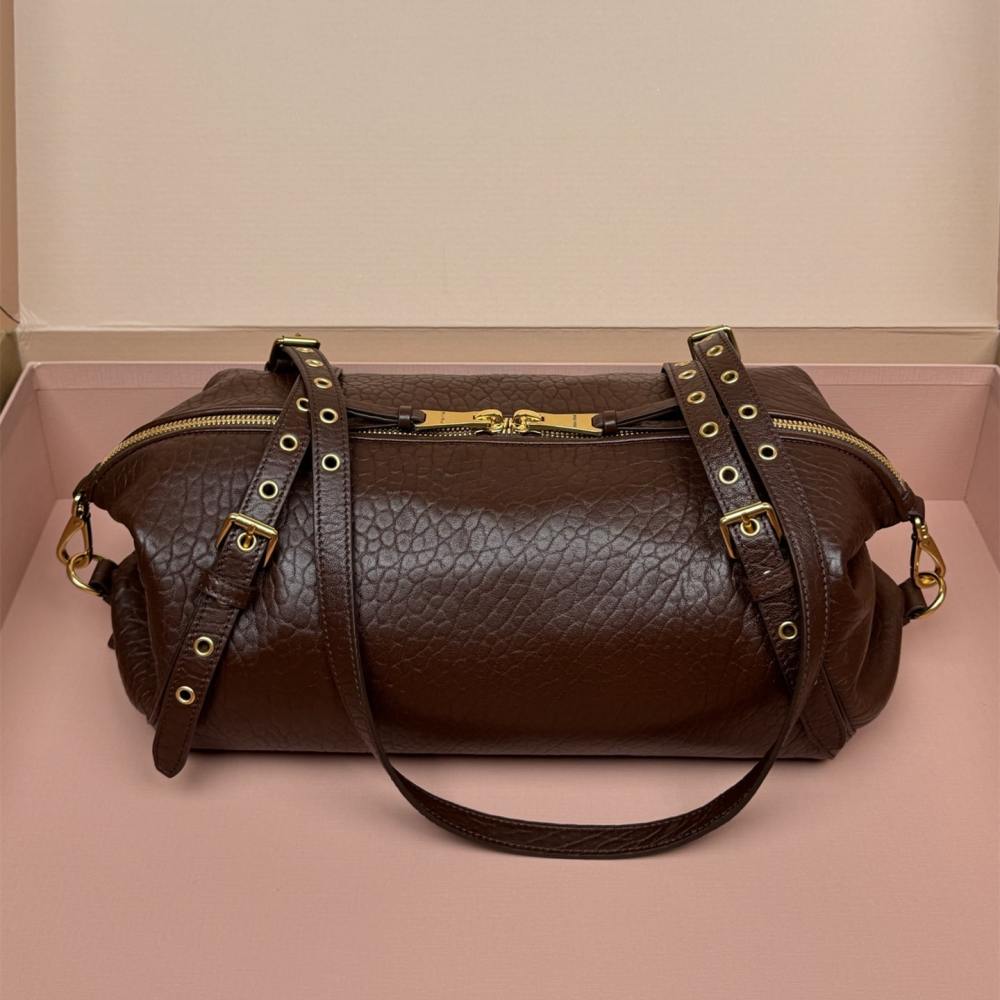 高仿miumiu*5BC190小羊皮壓花單肩包棕色免檢版