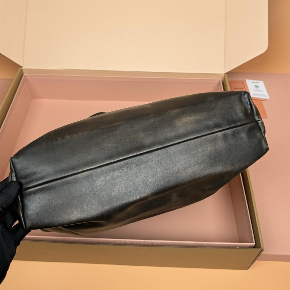 高仿miumiu*5BC119仿舊牛皮Tote包咖啡色免檢版