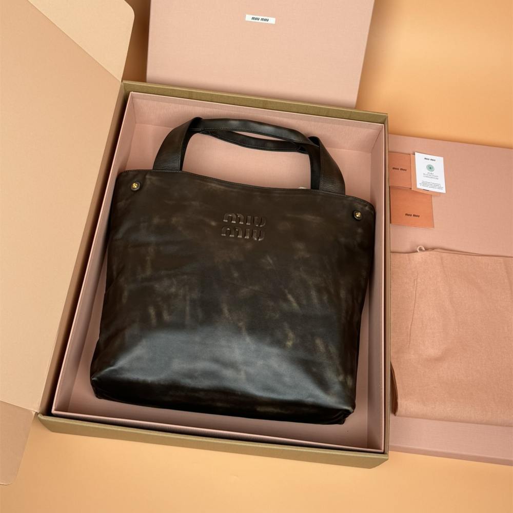高仿miumiu*5BC119仿舊牛皮Tote包咖啡色免檢版