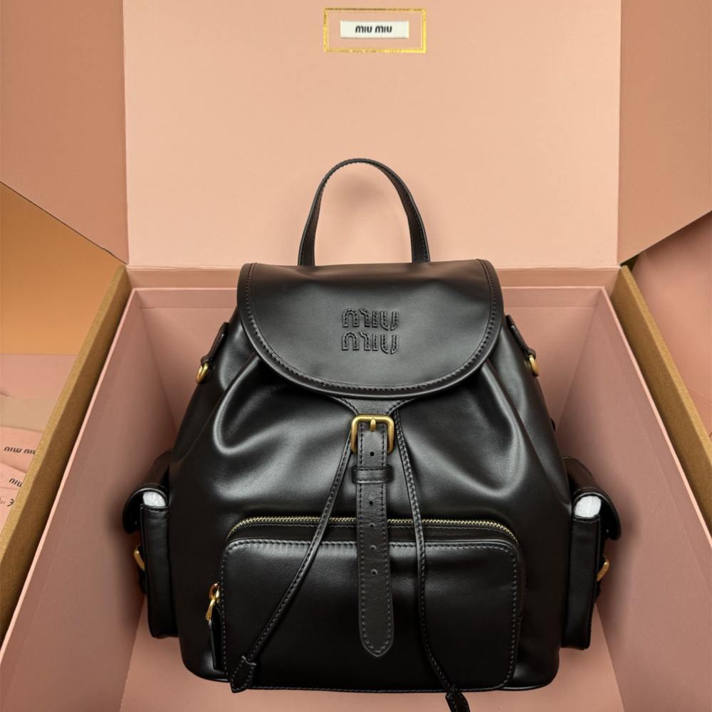 高仿miumiu*5BZ042牛皮雙肩包黑色大號免檢版