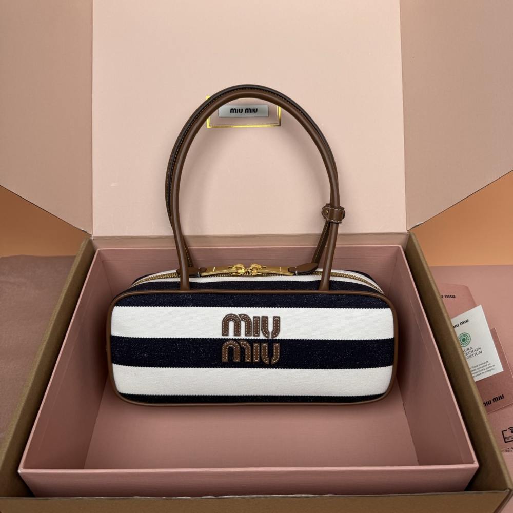 高仿miumiu*Beau系列5BB173牛皮帆布手提包藍白色免檢版