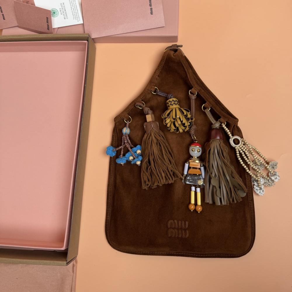 高仿miumiu*5BA295絨面革手提包橡木色免檢版
