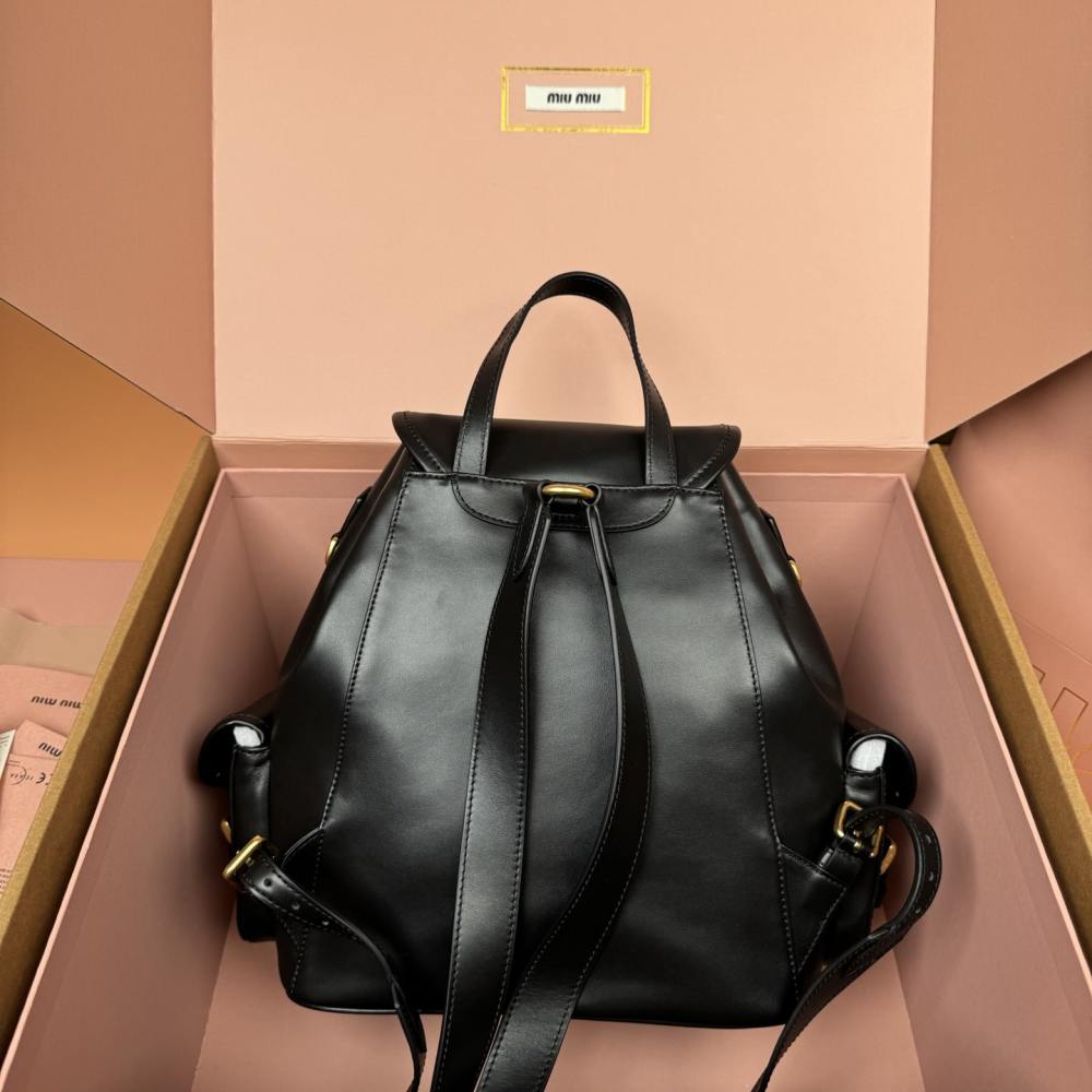 高仿miumiu*5BZ042牛皮雙肩包黑色大號免檢版