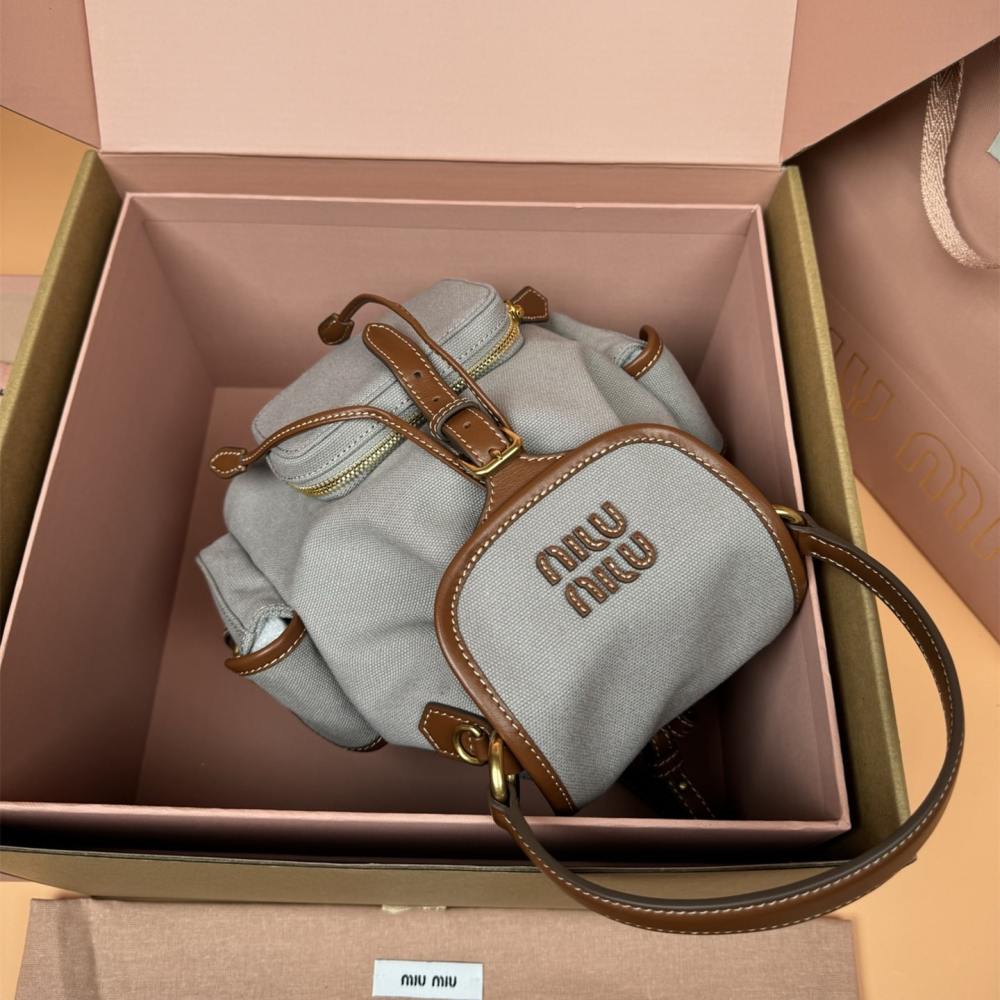 高仿miumiu*5BZ043棉質雙肩包灰色小號免檢版