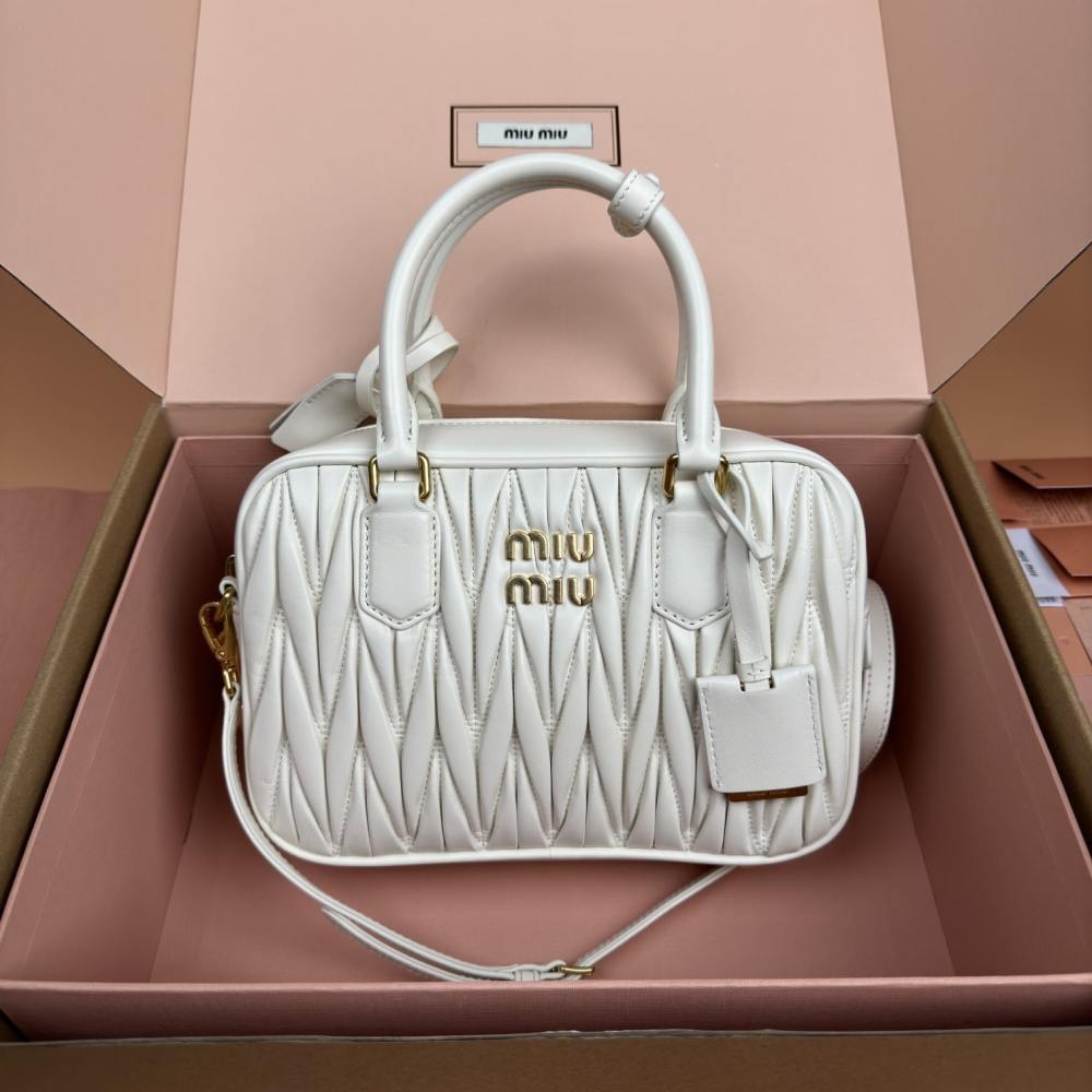 高仿miumiu*Arcadie系列5BB124小羊皮單肩包白色大號免檢版
