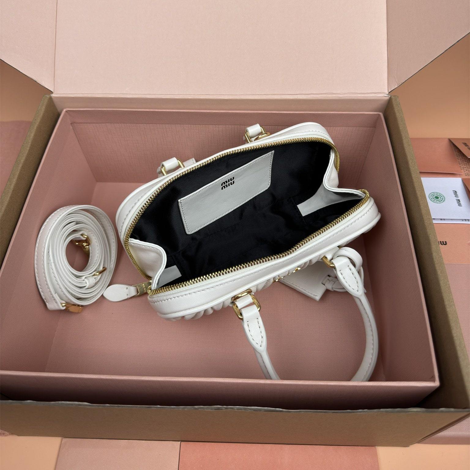 高仿miumiu*Arcadie系列5BP088小羊皮手袋白色Mini免檢版