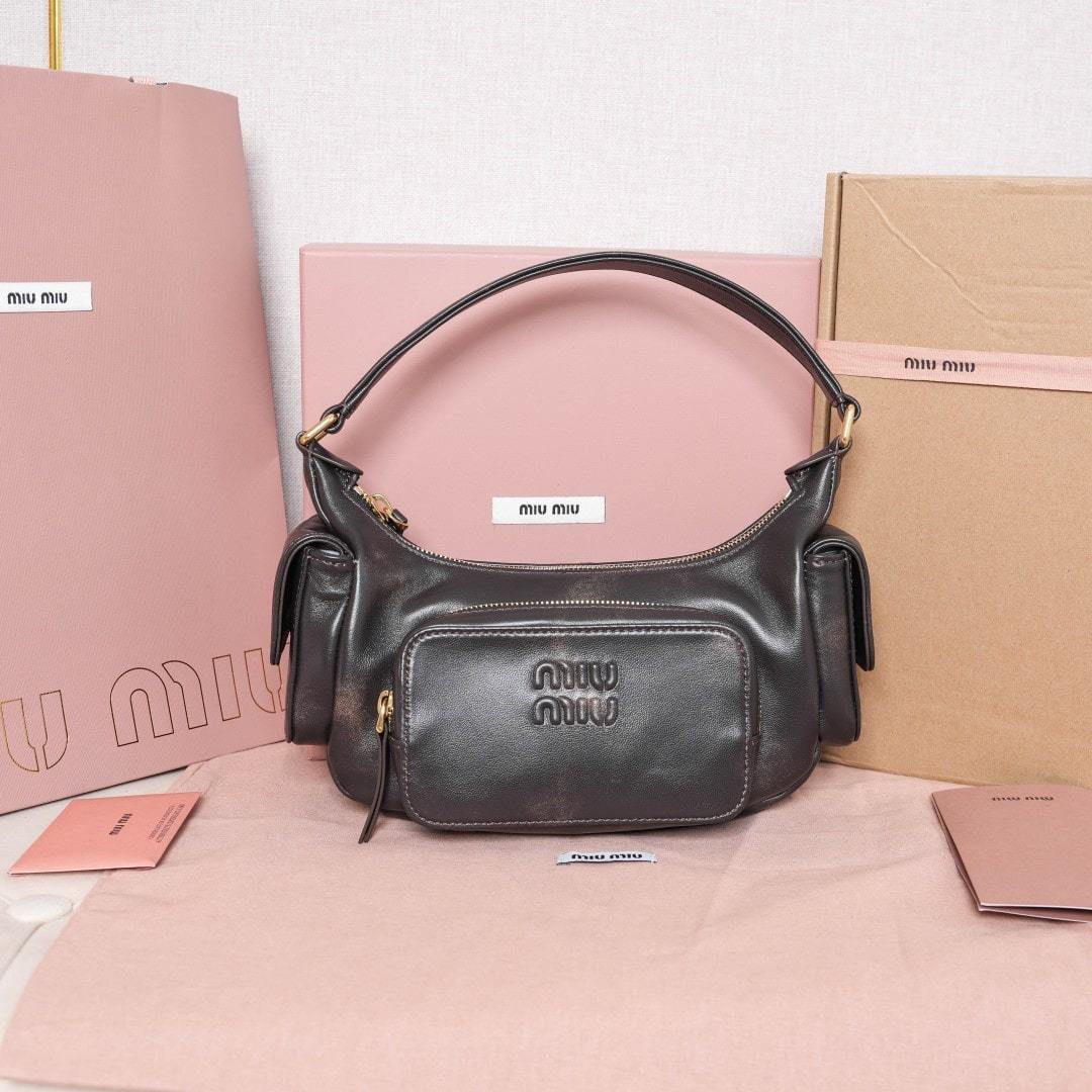 高仿miumiu*5BC146小羊皮機車包做舊色免檢版