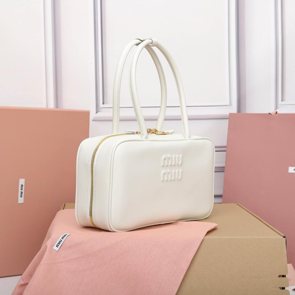 高仿miumiu*5BB172壓紋LOGO手提包小牛皮白色免檢版
