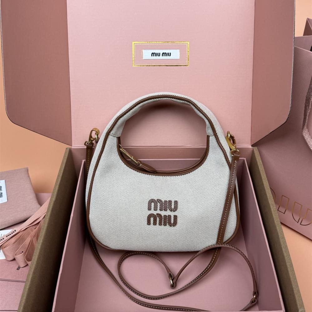 高仿miumiu*5BC125棉質單肩手提包米棕色免檢版