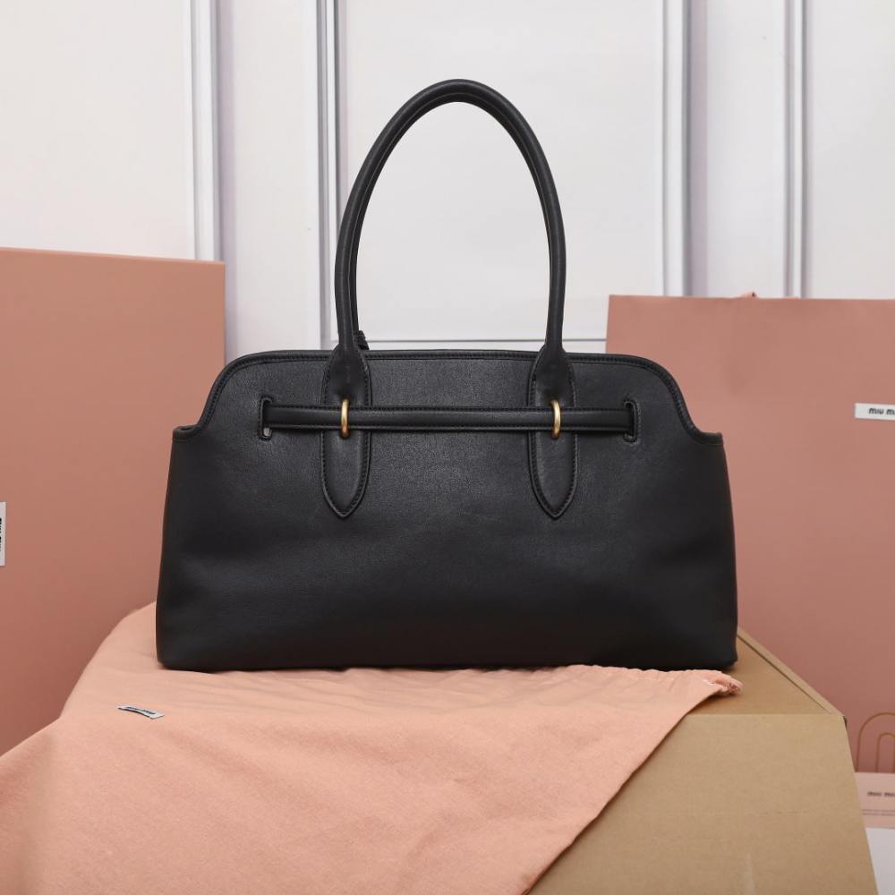 高仿miumiu*Aventure系列5BG310小牛皮Tote手袋黑色免檢版