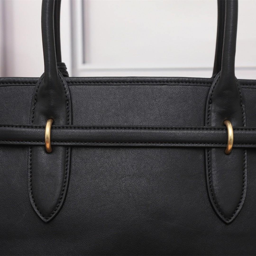 高仿miumiu*Aventure系列5BG310小牛皮Tote手袋黑色免檢版