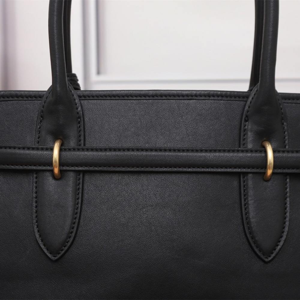 高仿miumiu*Aventure系列5BG310小牛皮Tote手袋黑色免檢版
