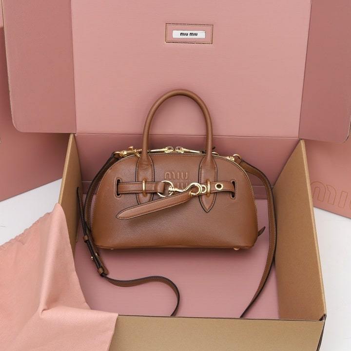 高仿miumiu*Aventure系列5BB169手提包棕色小號免檢版