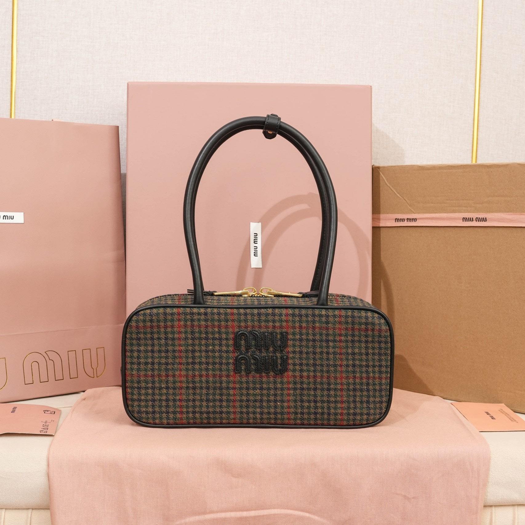高仿miumiu*Beau系列5BB173織物千鳥格手提包免檢版