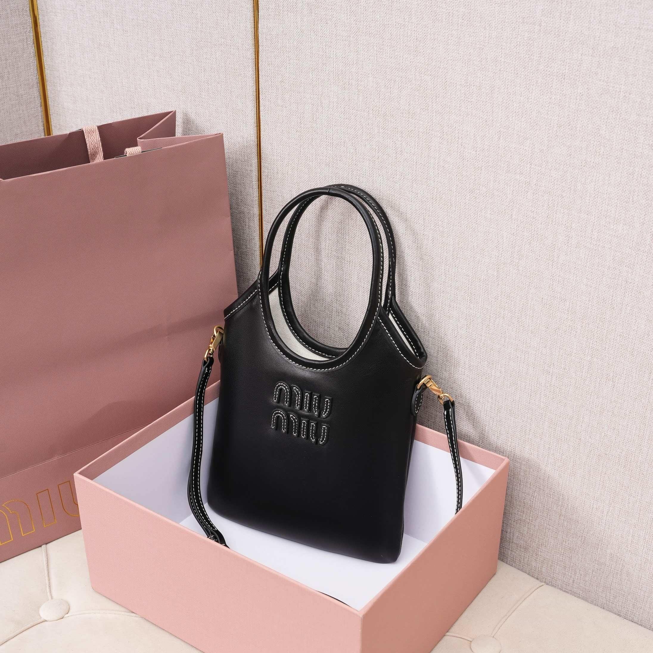 高仿miumiu繆繆*IVY系列5BA281迷你托特包黑色免檢版