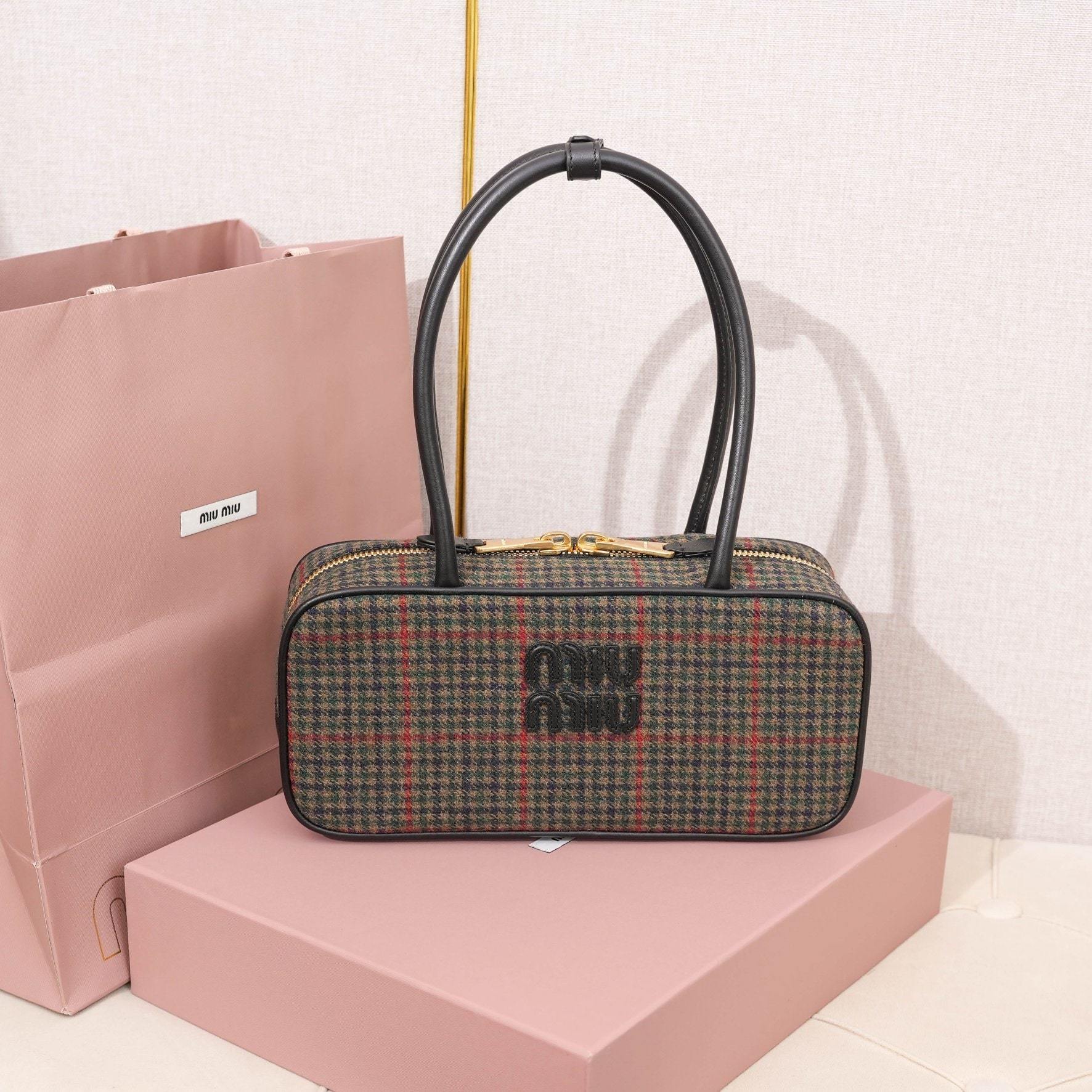 高仿miumiu*Beau系列5BB173織物千鳥格手提包免檢版