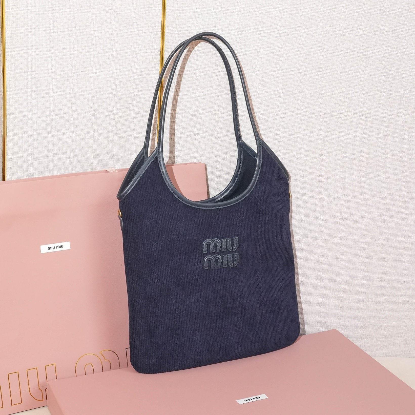 高仿miumiu繆繆*IVY系列5BG231限定款Tote包海軍藍免檢版