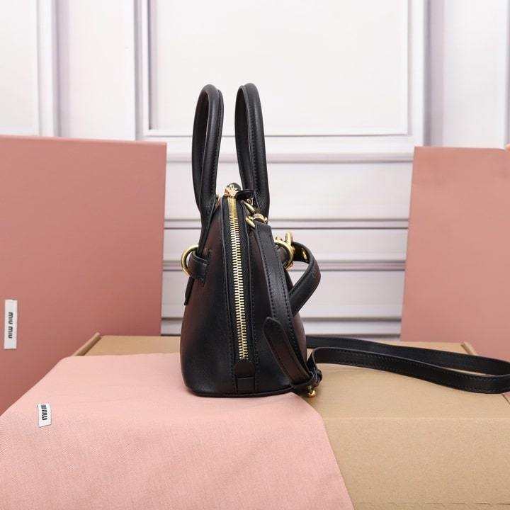高仿miumiu*Aventure系列5BB169手提包黑色小號免檢版