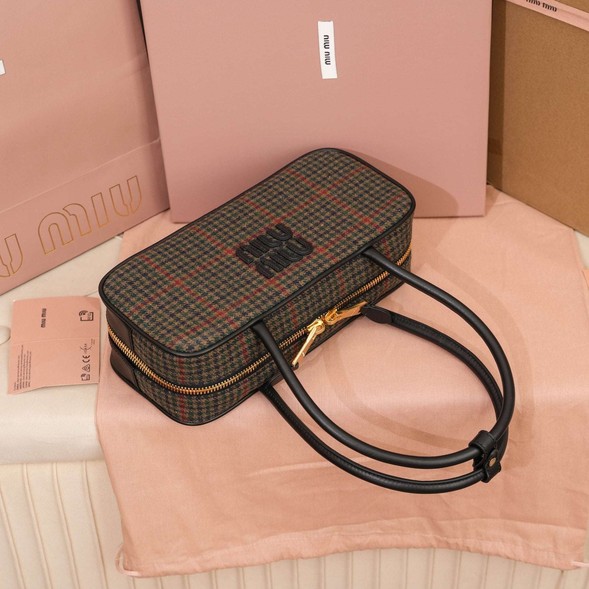 高仿miumiu*Beau系列5BB173織物千鳥格手提包免檢版