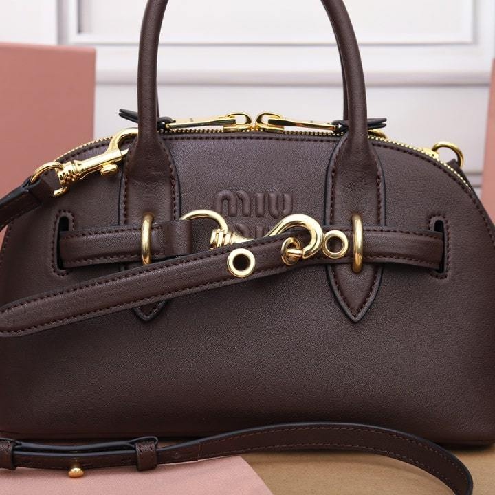 高仿miumiu*Aventure系列5BB169手提包石楠木色小號免檢版