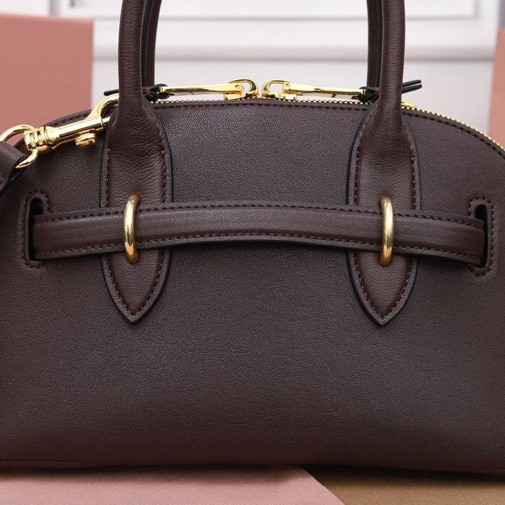高仿miumiu*Aventure系列5BB169手提包石楠木色小號免檢版
