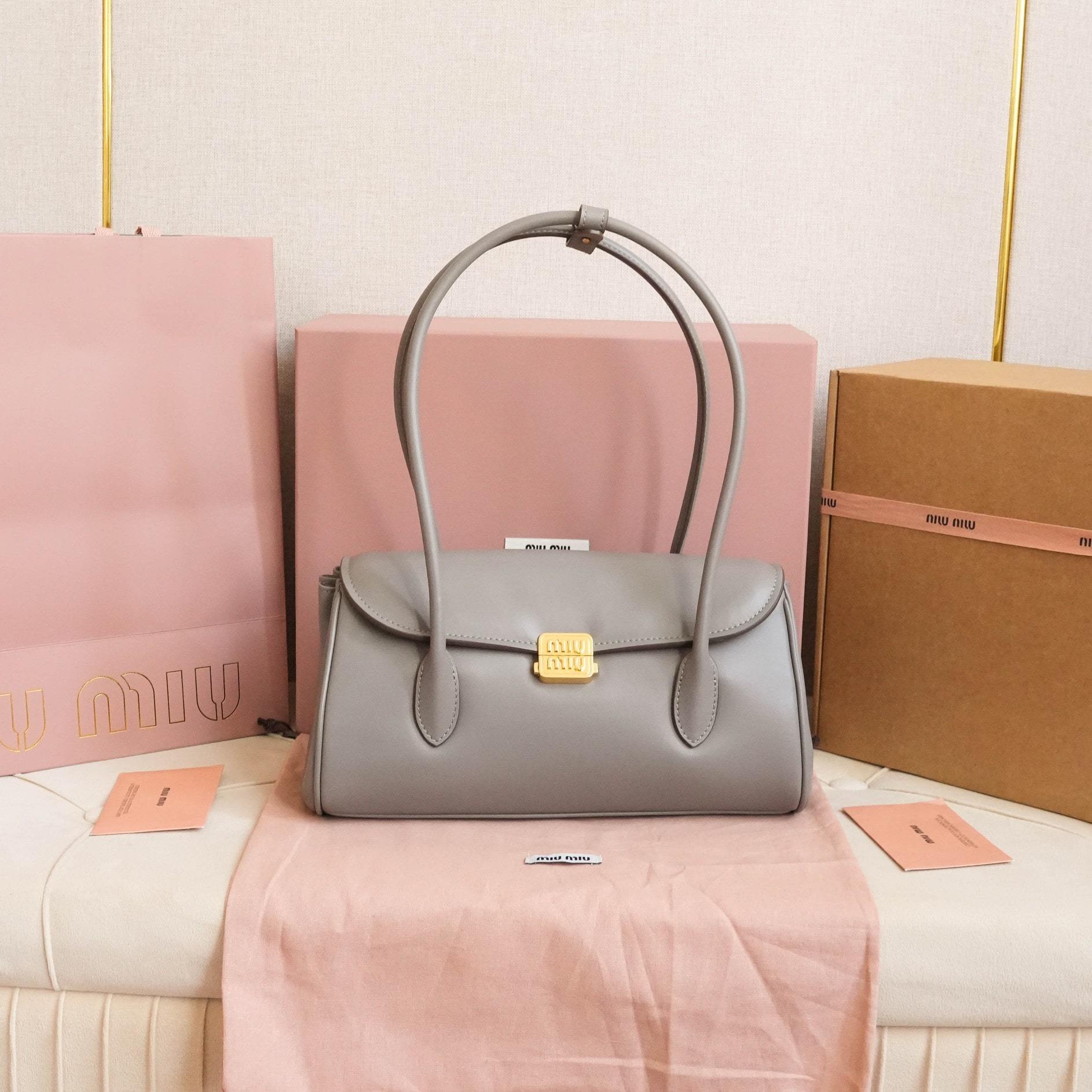 高仿miumiu*5BD265手提單肩包灰色免檢版