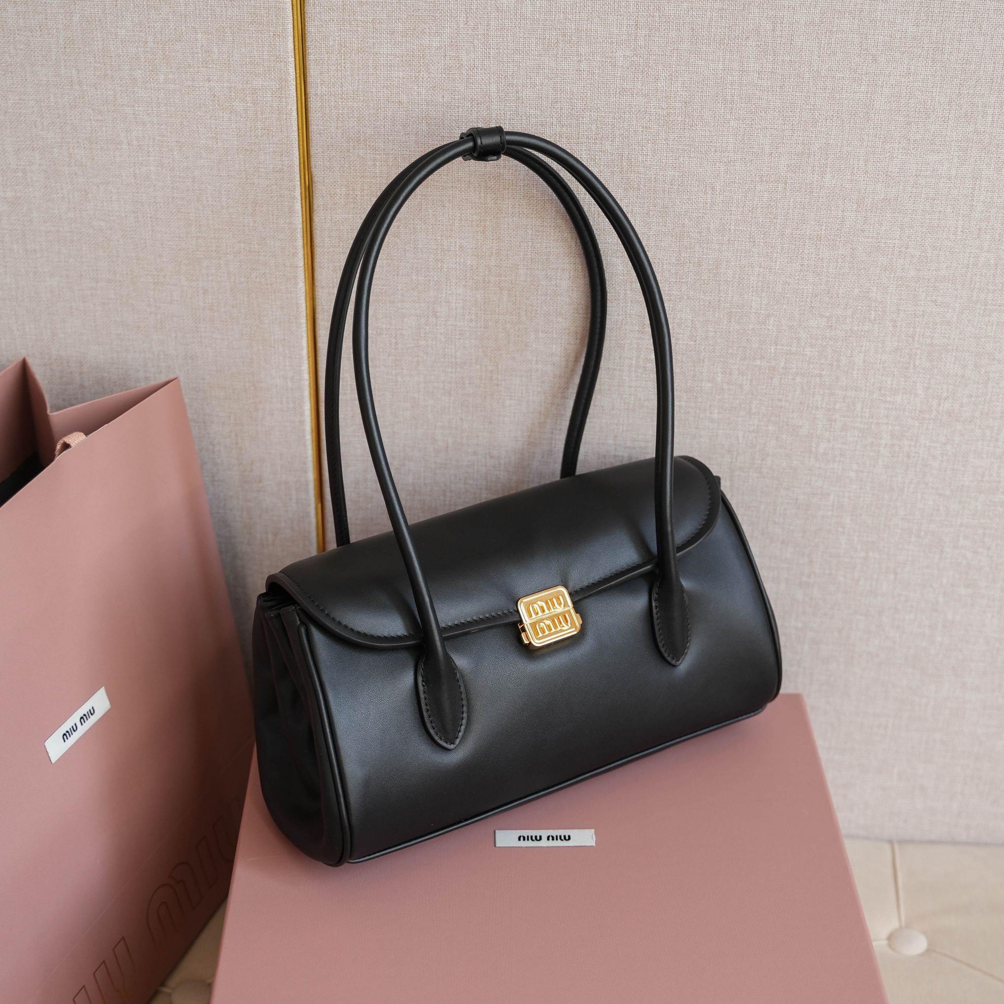 高仿miumiu*5BD265手提單肩包黑色免檢版