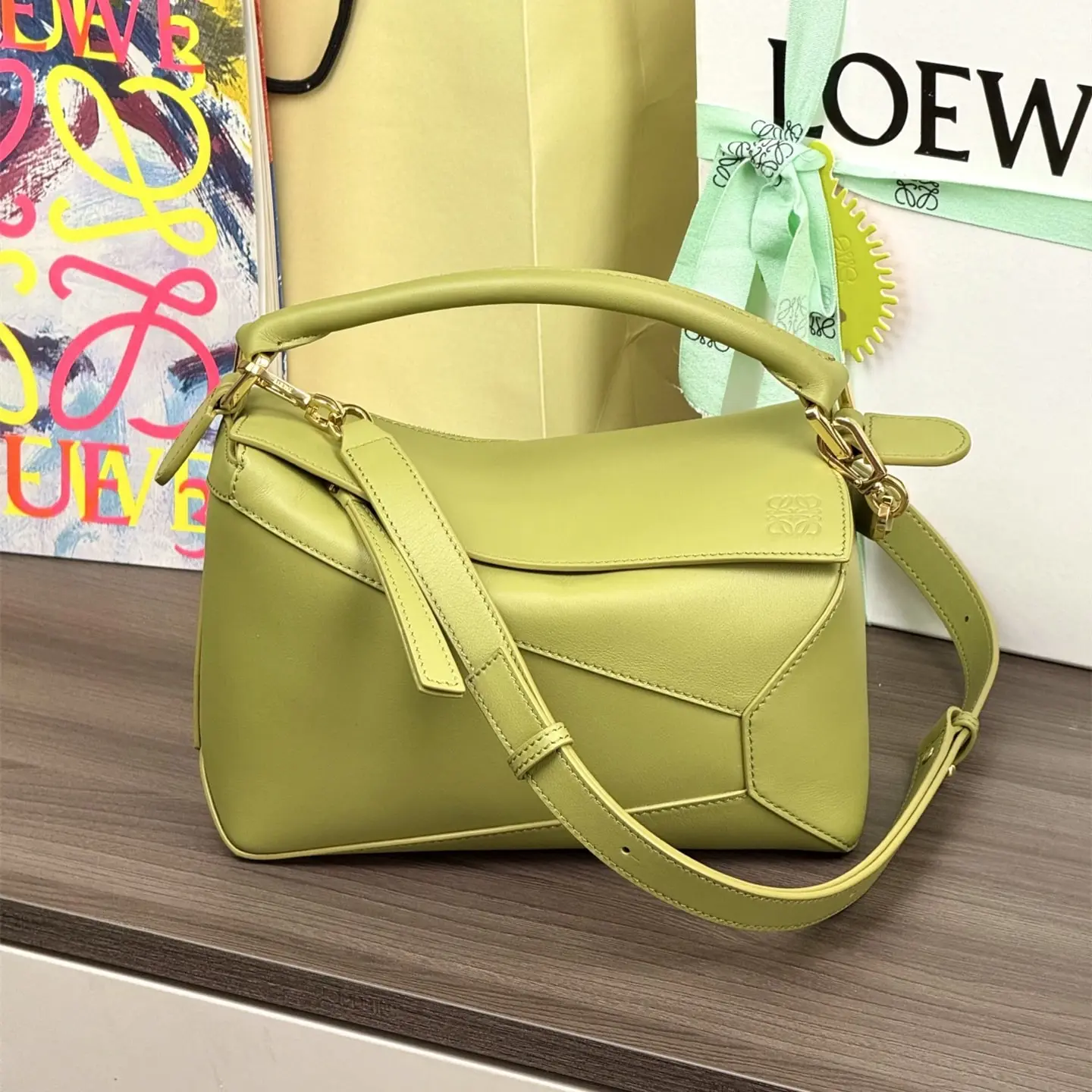 Loewe Puzzle 淺苔綠小號