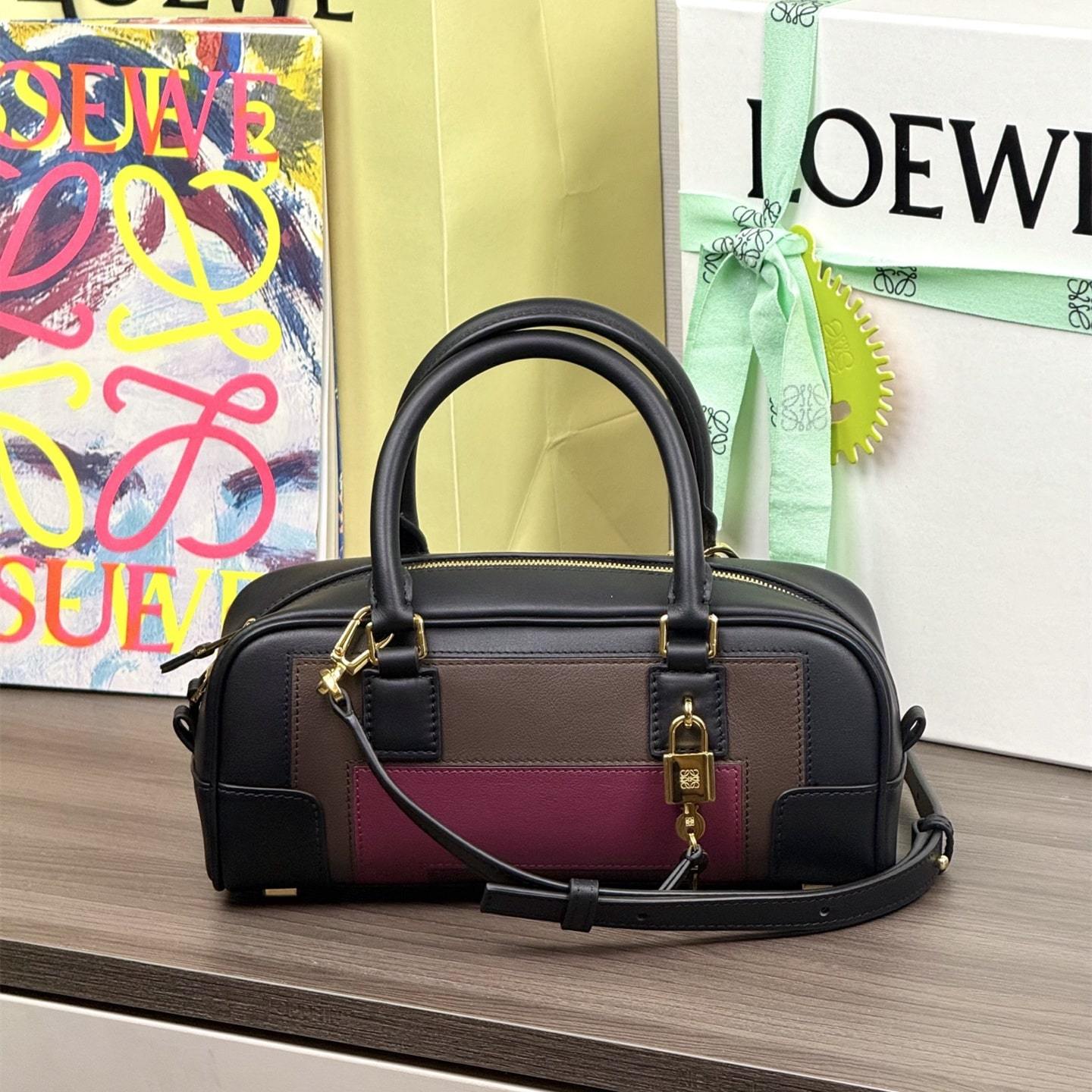 高仿Loewe*Amazona系列1101橫版手提包勃艮第酒免檢版