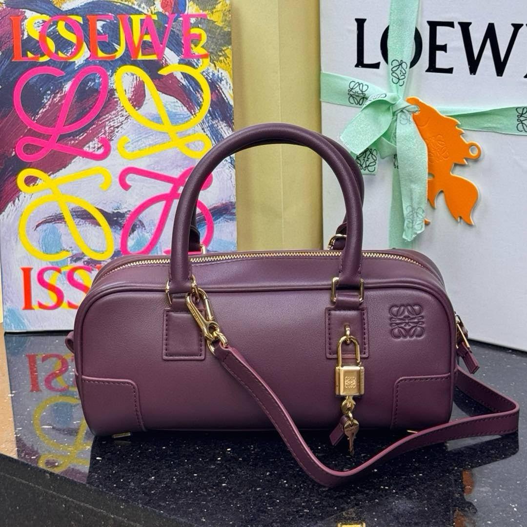 高仿Loewe*Amazona系列7240橫版手提包酒紅色免檢版